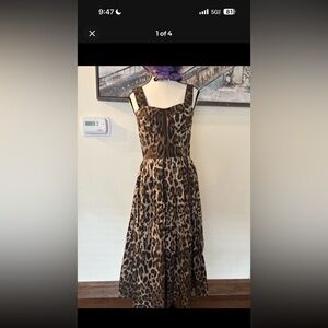 Dolce & Gabbana dress size 8 US NWOT/ Price is firm/Lowest price due to moving